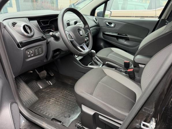 Renault Kaptur I Рестайлинг с пробегом 2021 года, цена 1 697 000 рублей, 32500 км, внедорожник, Автокод Объявления