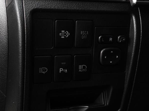 Toyota Land Cruiser 200 Series Рестайлинг 2 с пробегом 2017 года, цена 5 299 000 рублей, 278950 км, внедорожник, Автокод Объявления
