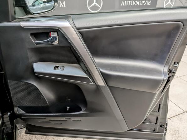 Toyota RAV4 IV (XA40) Рестайлинг с пробегом 2019 года, цена 2 450 000 рублей, 165617 км, внедорожник, Автокод Объявления