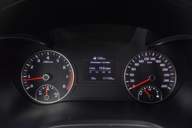 Kia Optima IV Рестайлинг с пробегом 2018 года, цена 1 567 000 рублей, 172000 км, седан, Автокод Объявления