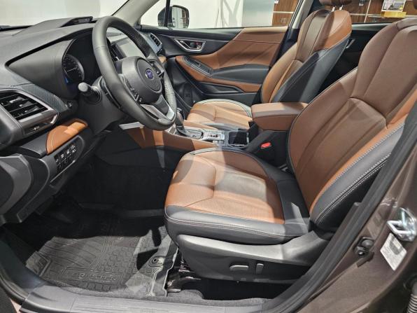 Subaru Forester V Рестайлинг с пробегом 2025 года, цена 6 300 000 рублей, 5740 км, внедорожник, Автокод Объявления