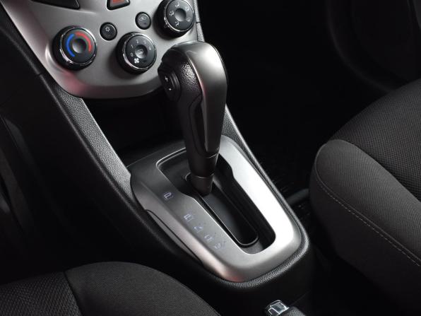 Chevrolet Aveo II с пробегом 2013 года, цена 999 995 рублей, 60280 км, седан, Автокод Объявления
