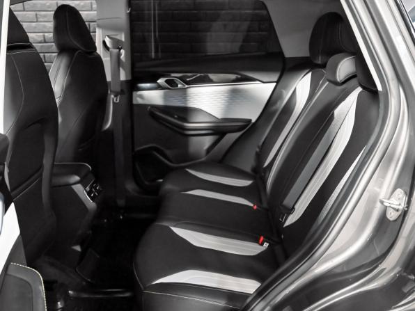 Geely Coolray I Рестайлинг с пробегом 2023 года, цена 2 100 000 рублей, 35569 км, внедорожник, Автокод Объявления