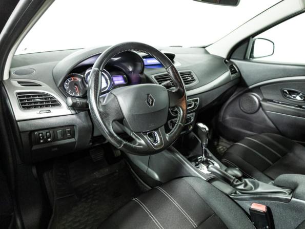 Renault Megane III Рестайлинг 2 с пробегом 2014 года, цена 720 000 рублей, 219000 км, хэтчбек, Автокод Объявления