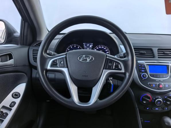 Hyundai Solaris I с пробегом 2013 года, цена 840 000 рублей, 109000 км, седан, Автокод Объявления
