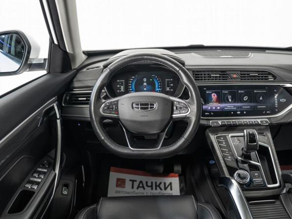 Geely Atlas Pro с пробегом 2022 года, цена 2 045 500 рублей, 48408 км, внедорожник, Автокод Объявления