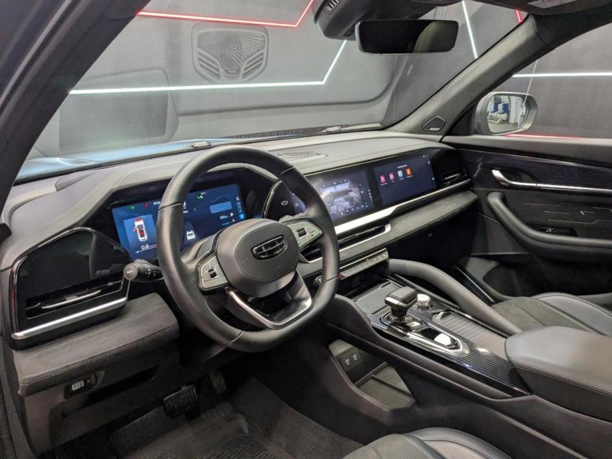 Geely Monjaro I Москва  - изображение 9