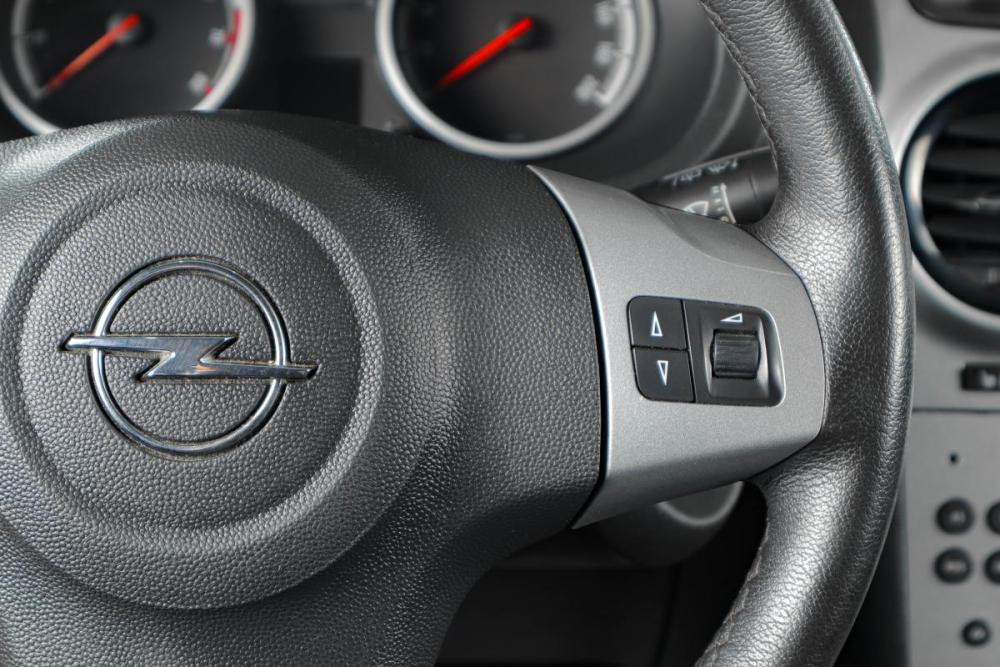Opel Corsa D Рестайлинг II Тюмень  - изображение 16