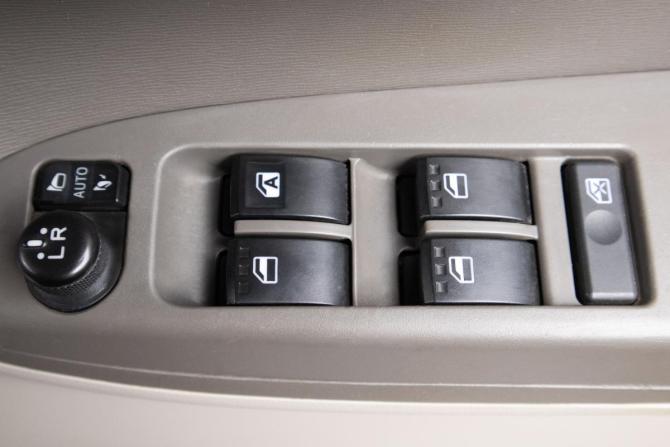 Daihatsu Tanto III Рестайлинг с пробегом 2018 года, цена 1 299 000 рублей, 77250 км, микровэн, Автокод Объявления