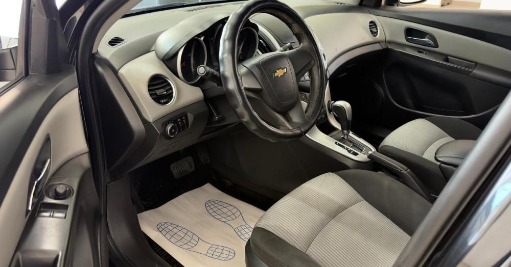Chevrolet Cruze I Рестайлинг Екатеринбург  - изображение 10