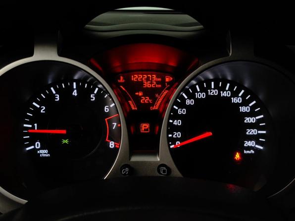 Nissan Juke I с пробегом 2013 года, цена 1 006 000 рублей, 122272 км, внедорожник, Автокод Объявления
