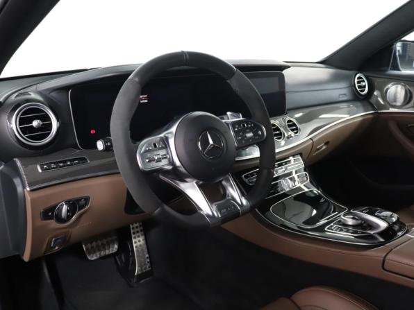 Mercedes-Benz E-Класс AMG V (W213) с пробегом 2018 года, цена 4 199 900 рублей, 169225 км, седан, Автокод Объявления