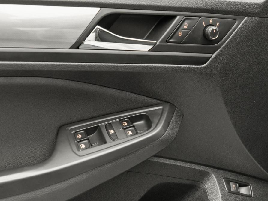 Volkswagen Bora III Москва  - изображение 13
