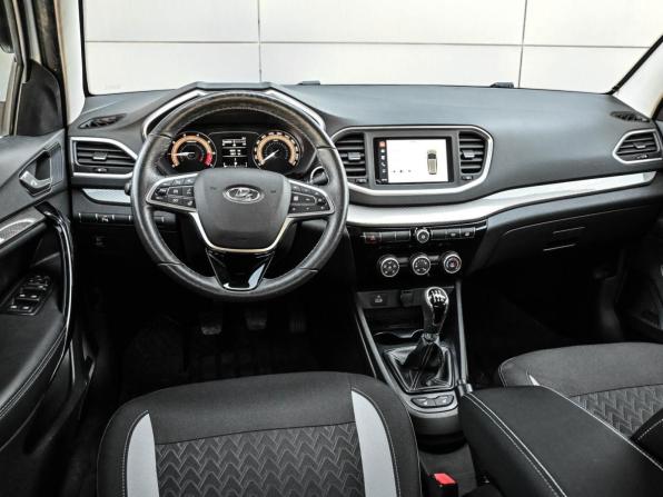 Lada (ВАЗ) Vesta I Рестайлинг (NG) с пробегом 2023 года, цена 1 279 000 рублей, 45321 км, универсал, Автокод Объявления