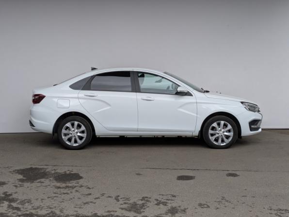 Lada (ВАЗ) Vesta I Рестайлинг (NG) с пробегом 2024 года, цена 1 100 000 рублей, 117883 км, седан, Автокод Объявления