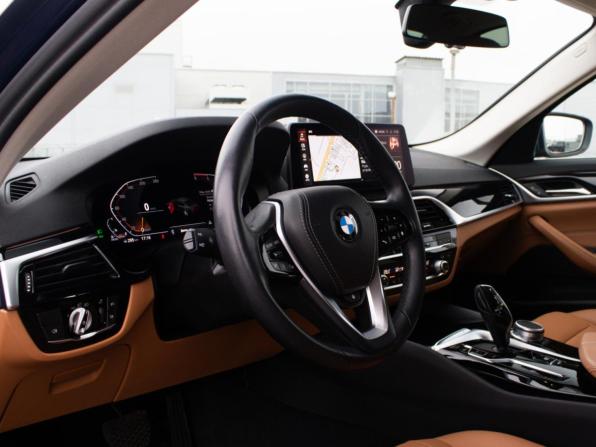 BMW 5 серии VII (G30/G31/G38) Рестайлинг с пробегом 2021 года, цена 4 800 000 рублей, 45046 км, седан, Автокод Объявления