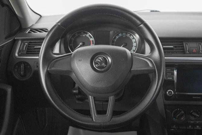 Skoda Rapid I Рестайлинг с пробегом 2019 года, цена 1 149 000 рублей, 129000 км, лифтбек, Автокод Объявления