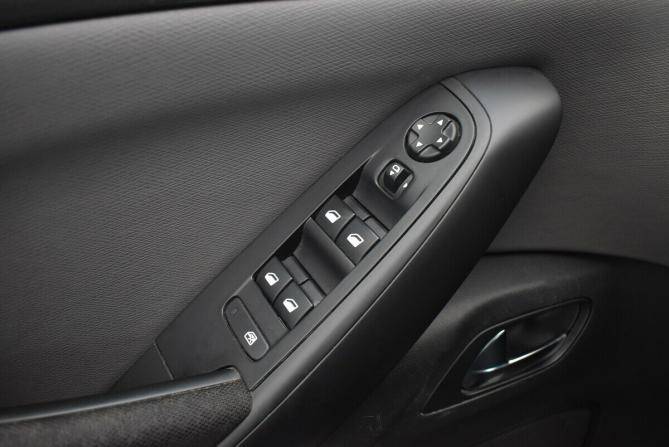 Citroen C4 Picasso II Рестайлинг с пробегом 2018 года, цена 1 520 000 рублей, 144612 км, компактвэн, Автокод Объявления