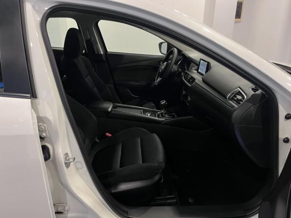 Mazda 6 III (GJ) Рестайлинг с пробегом 2016 года, цена 2 321 000 рублей, 83032 км, седан, Автокод Объявления