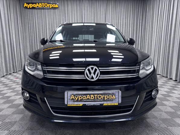 Volkswagen Tiguan I Рестайлинг с пробегом 2016 года, цена 1 590 000 рублей, 260053 км, внедорожник, Автокод Объявления