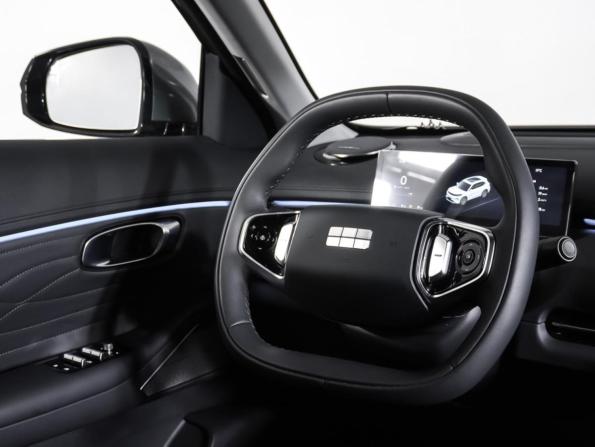 Geely EX5 EM-i с пробегом 2025 года, цена 3 307 000 рублей, 8989 км, внедорожник, Автокод Объявления