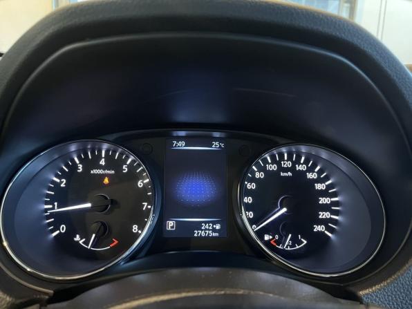 Nissan Qashqai II с пробегом 2016 года, цена 2 045 000 рублей, 27673 км, внедорожник, Автокод Объявления