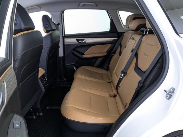 Haval Jolion I с пробегом 2023 года, цена 1 780 000 рублей, 48068 км, внедорожник, Автокод Объявления
