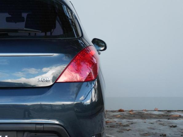 Peugeot 308 I Рестайлинг с пробегом 2012 года, цена 599 000 рублей, 377840 км, хэтчбек, Автокод Объявления