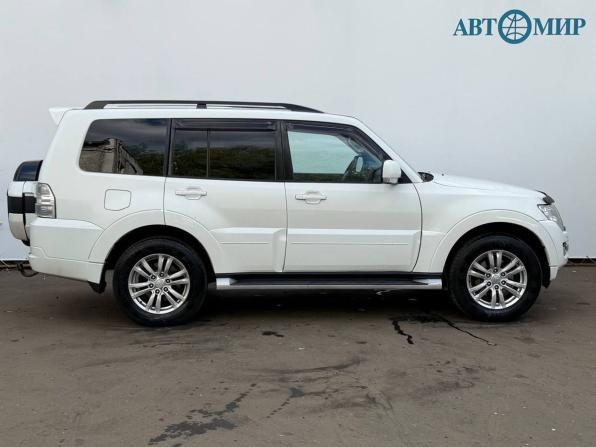 Mitsubishi Pajero IV Рестайлинг 2 с пробегом 2014 года, цена 2 590 000 рублей, 346042 км, внедорожник, Автокод Объявления