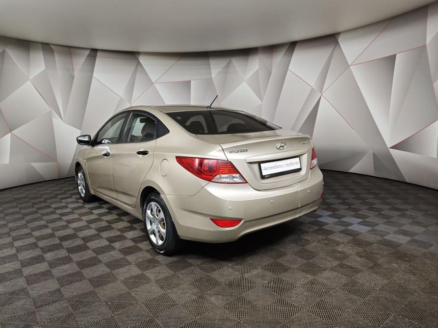 Hyundai Solaris I Москва  - изображение 4