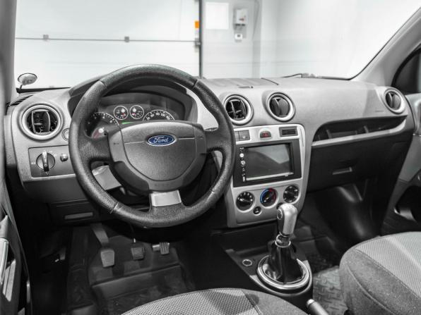 Ford Fusion I Рестайлинг с пробегом 2011 года, цена 603 901 рубль, 103857 км, хэтчбек, Автокод Объявления