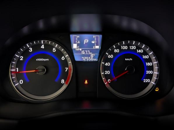 Hyundai Solaris I Рестайлинг с пробегом 2015 года, цена 1 145 000 рублей, 72454 км, седан, Автокод Объявления