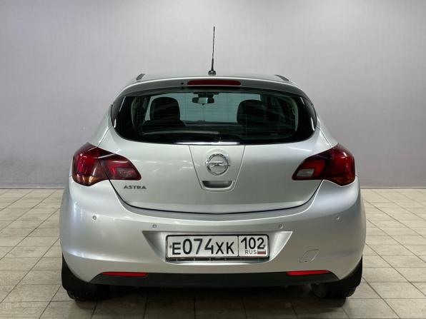 Opel Astra J с пробегом 2011 года, цена 850 000 рублей, 111510 км, хэтчбек, Автокод Объявления