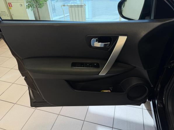 Nissan Qashqai I Рестайлинг с пробегом 2011 года, цена 880 000 рублей, 178817 км, внедорожник, Автокод Объявления