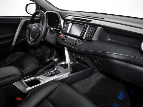 Toyota RAV4 IV (XA40) Рестайлинг с пробегом 2018 года, цена 2 389 000 рублей, 146671 км, внедорожник, Автокод Объявления