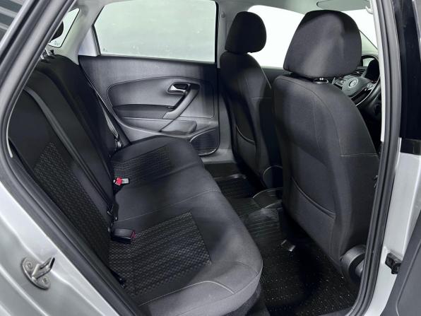 Volkswagen Polo V Рестайлинг с пробегом 2018 года, цена 1 220 000 рублей, 89560 км, седан, Автокод Объявления