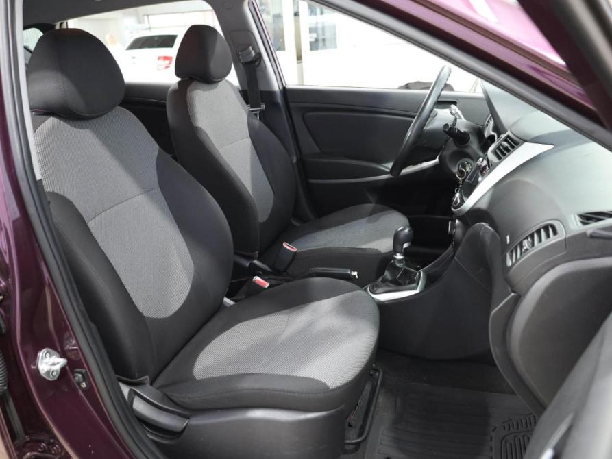 Hyundai Solaris I Ростов-на-Дону  - изображение 8