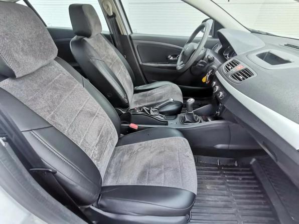 Renault Fluence I Рестайлинг с пробегом 2014 года, цена 996 000 рублей, 57000 км, седан, Автокод Объявления