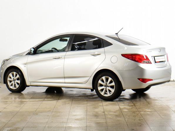 Hyundai Solaris I Рестайлинг с пробегом 2016 года, цена 959 000 рублей, 119000 км, седан, Автокод Объявления