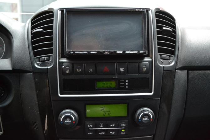 Kia Sorento I Рестайлинг с пробегом 2007 года, цена 650 000 рублей, 303028 км, внедорожник, Автокод Объявления