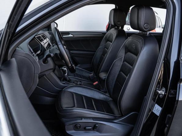 Volkswagen Tiguan II Рестайлинг с пробегом 2021 года, цена 3 650 000 рублей, 77192 км, внедорожник, Автокод Объявления