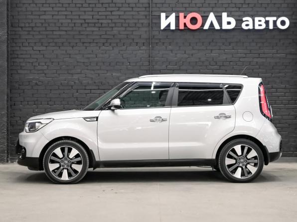 Kia Soul II Рестайлинг с пробегом 2018 года, цена 1 530 000 рублей, 97293 км, хэтчбек, Автокод Объявления