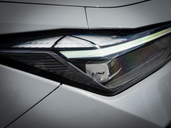 Changan UNI-V I с пробегом 2024 года, цена 2 000 000 рублей, 88229 км, лифтбек, Автокод Объявления