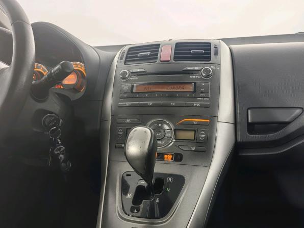 Toyota Auris I с пробегом 2007 года, цена 589 000 рублей, 134825 км, хэтчбек, Автокод Объявления