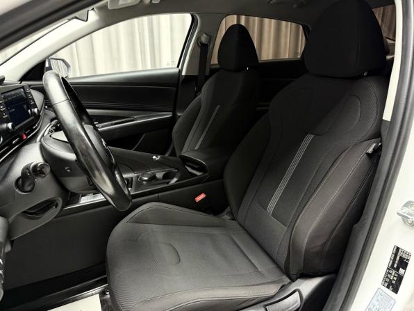Hyundai Elantra VII (CN7) с пробегом 2022 года, цена 2 049 000 рублей, 56000 км, седан, Автокод Объявления