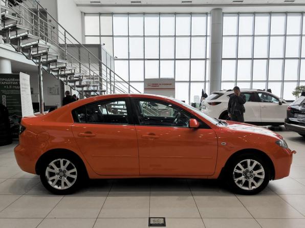 Mazda 3 I (BK) Рестайлинг с пробегом 2006 года, цена 380 000 рублей, 317689 км, седан, Автокод Объявления