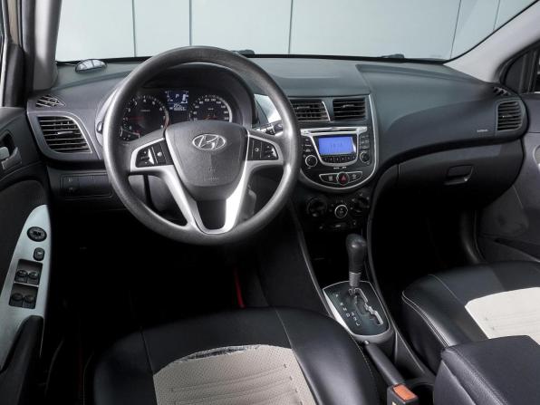 Hyundai Solaris I с пробегом 2011 года, цена 970 000 рублей, 155553 км, седан, Автокод Объявления