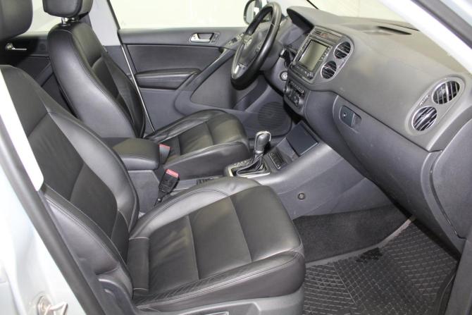 Volkswagen Tiguan I Рестайлинг с пробегом 2011 года, цена 1 199 000 рублей, 245134 км, внедорожник, Автокод Объявления