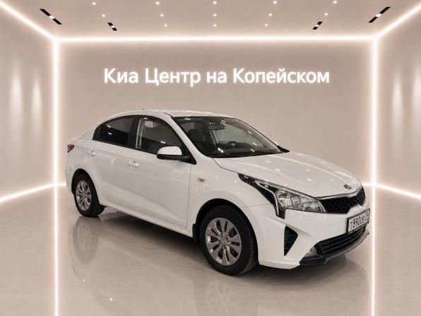 Kia Rio IV Рестайлинг с пробегом 2021 года, цена 1 645 000 рублей, 79000 км, седан, Автокод Объявления