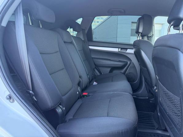 Kia Sorento II Рестайлинг с пробегом 2013 года, цена 1 095 000 рублей, 305377 км, внедорожник, Автокод Объявления